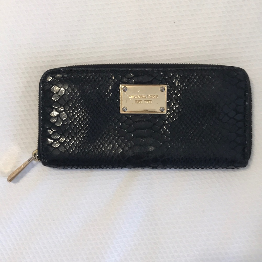 Michael Kors wallet